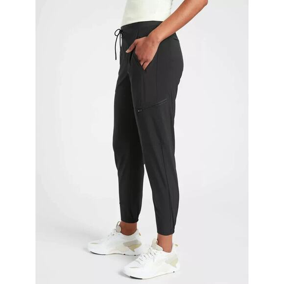 Athleta Women's Tapered Leg Drawstring Black Activewear Venture Pants Size 6 - Picture 2 of 13
